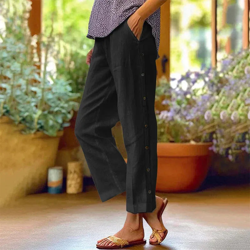 Women’s Side Button Cropped Pants