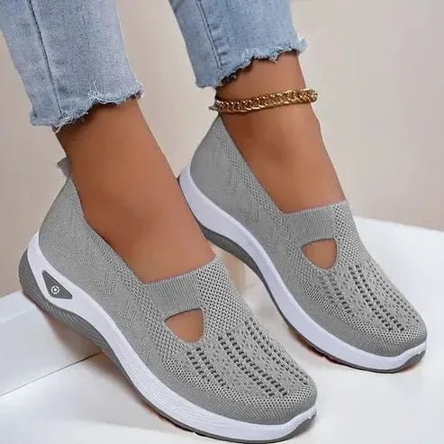 Women’s Breathable Knit Slip-On Walking Shoes