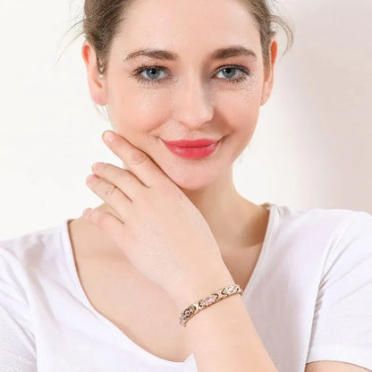 Elegant Crystal Accent Link Bracelet