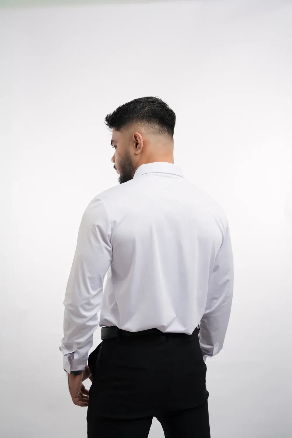 Men’s Wrinkle-Resistant Long-Sleeve Dress Shirt