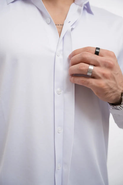 Men’s Wrinkle-Resistant Long-Sleeve Dress Shirt