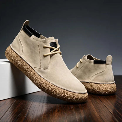 Men’s Classic Lace-Up Chukka Shoes