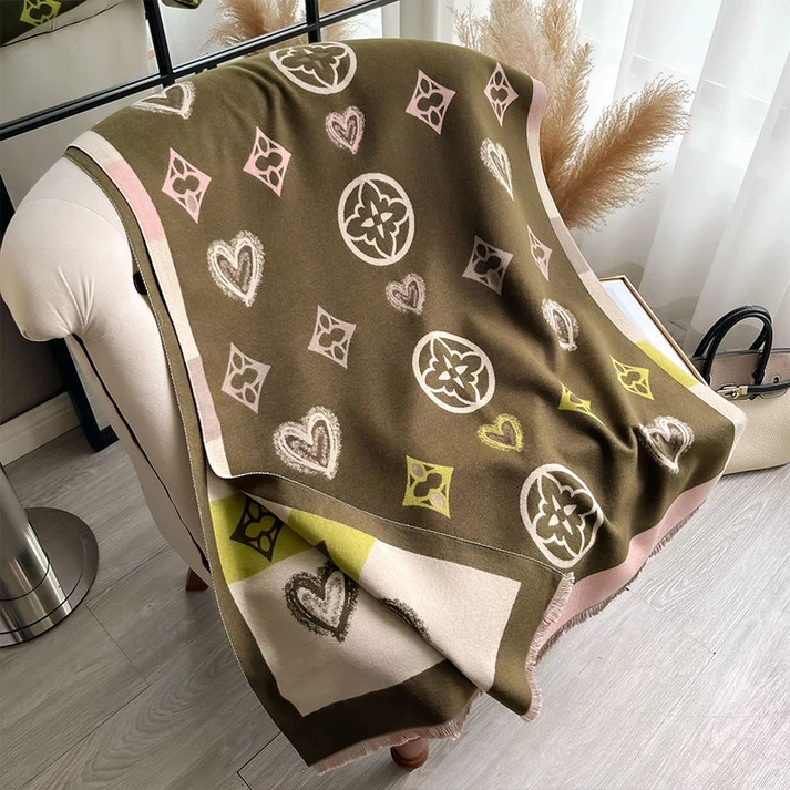 Women's Patterned Shawl