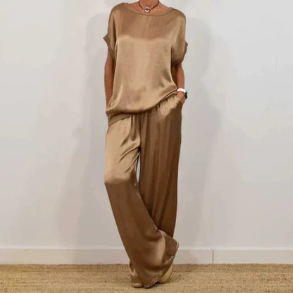 Women's Two-Piece Top and Wide-Leg Pants Set