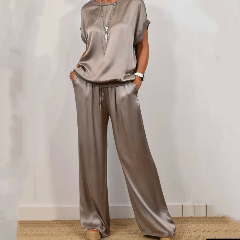 Women's Two-Piece Top and Wide-Leg Pants Set