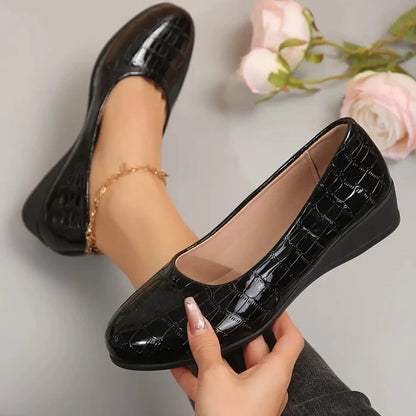 Women's Croc-Embossed Comfort Flats