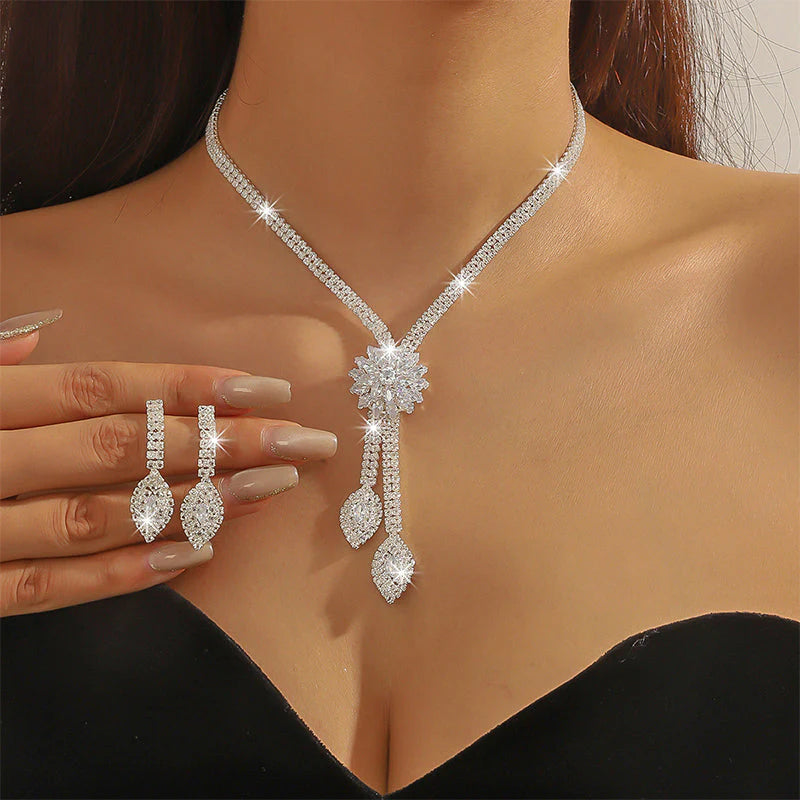 Women's Floral Zircon Necklace and Earrings Jewelry Set