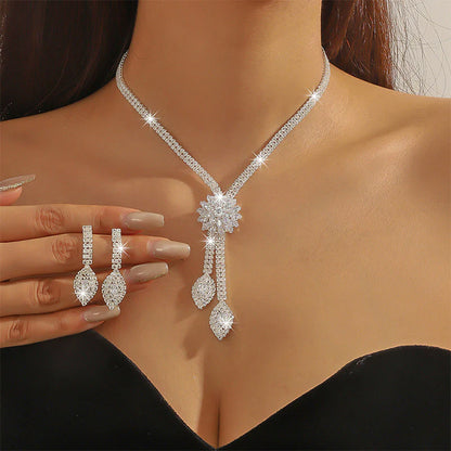 Women's Floral Zircon Necklace and Earrings Jewelry Set