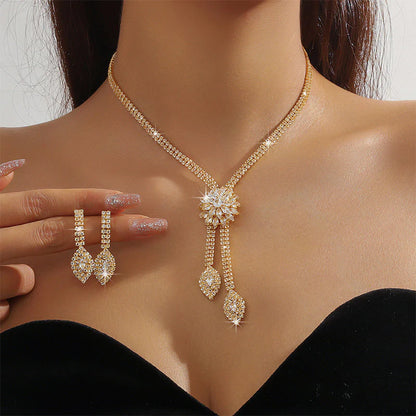 Women's Floral Zircon Necklace and Earrings Jewelry Set