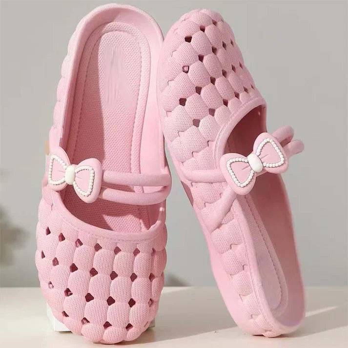 Women's Closed-Toe Slip-On Clogs