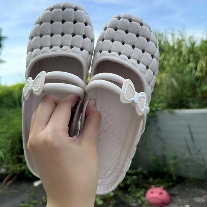 Women's Closed-Toe Slip-On Clogs