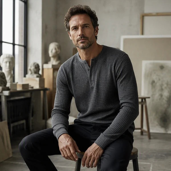 Men’s Textured Henley Shirt