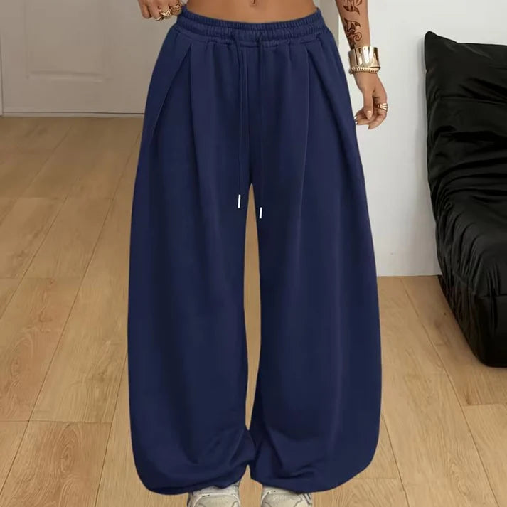 Women’s Pleated Wide-Leg Pants
