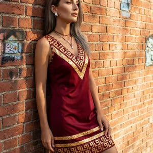 Women's Sleeveless V-Neck Trim Dress