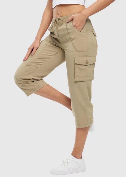 Women’s Lightweight Cargo Capri Pants